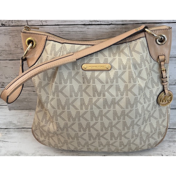 Michael Kors Jet Set Large Convertible Shoulder Bag - Picture 1 of 8